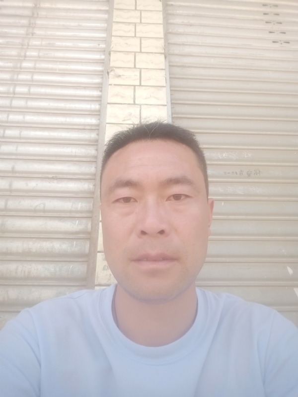 尘缘的第一张照片--西昌闪婚服务中心